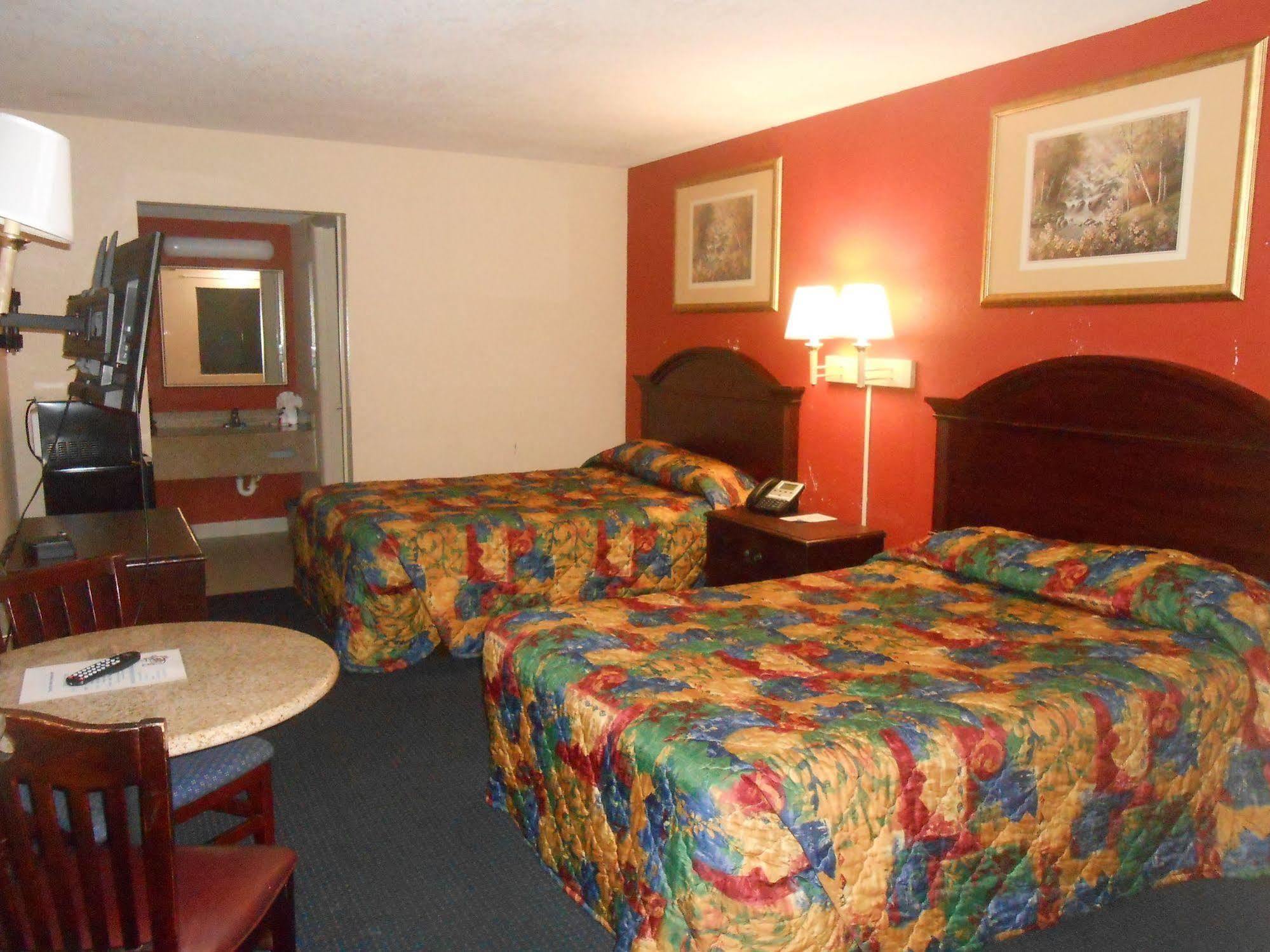 Executive Garden Titusville Hotel Экстерьер фото