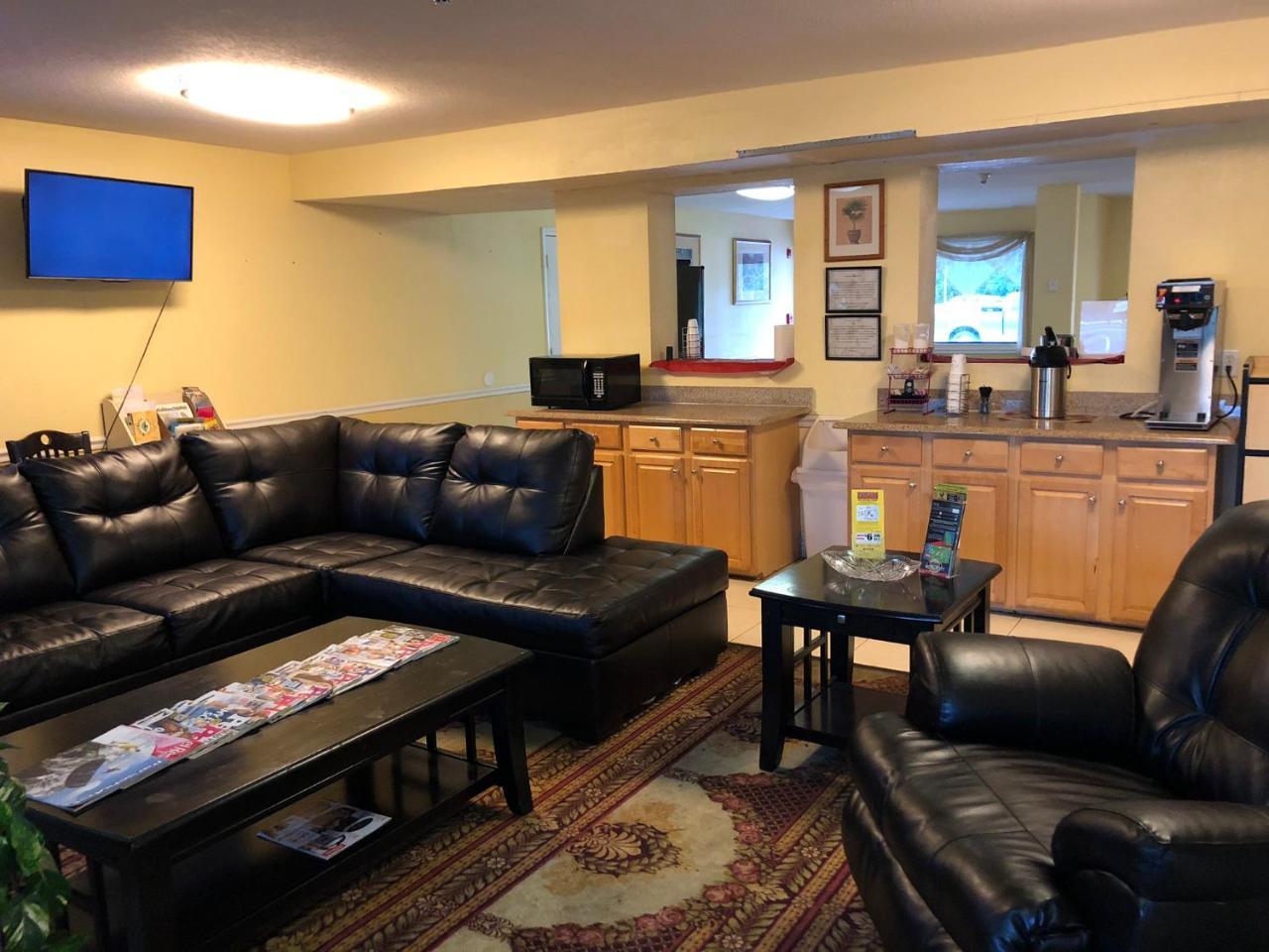 Executive Garden Titusville Hotel Экстерьер фото