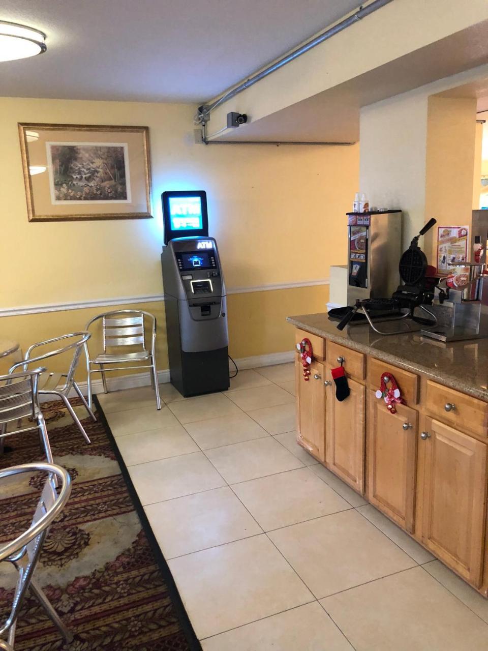 Executive Garden Titusville Hotel Экстерьер фото